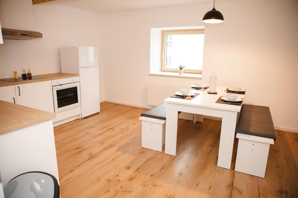 Apartment Mit Burgblick เบอร์เกลนเกนเฟล์ด ภายนอก รูปภาพ